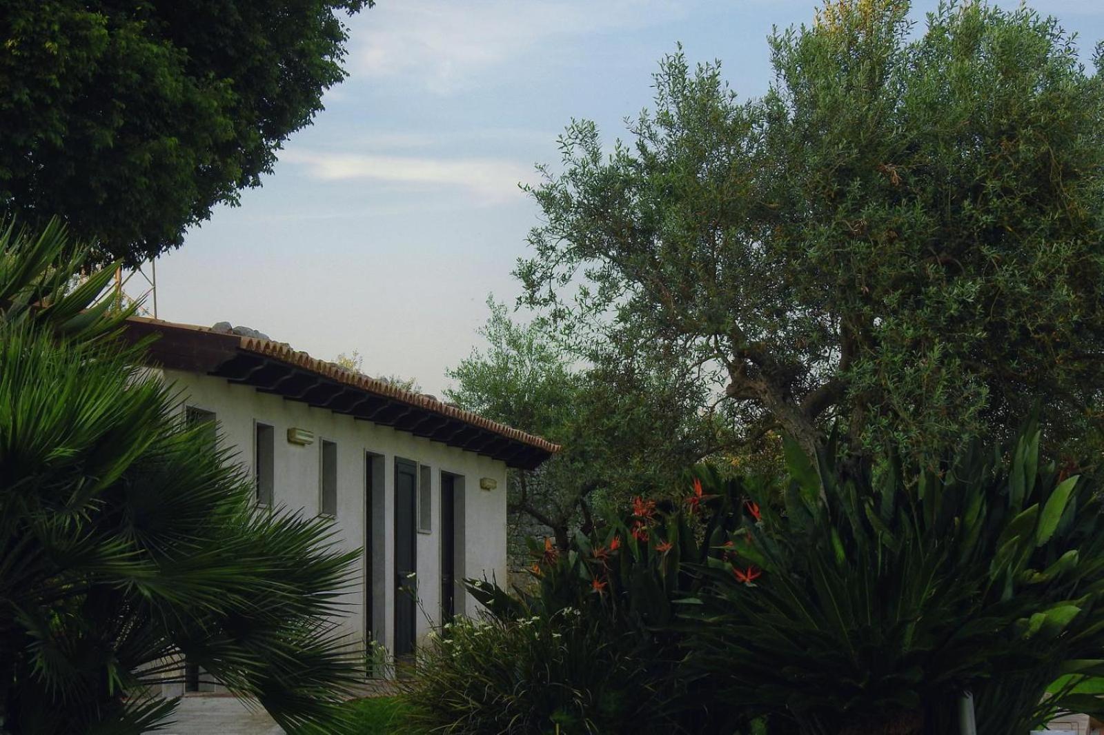 Agriturismobugilfezza Di Tgesd Модика Экстерьер фото