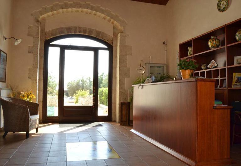 Agriturismobugilfezza Di Tgesd Модика Экстерьер фото